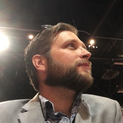 Profile Picture of Steven Lloyd Kearley (@nevetsyelraek) on Twitter