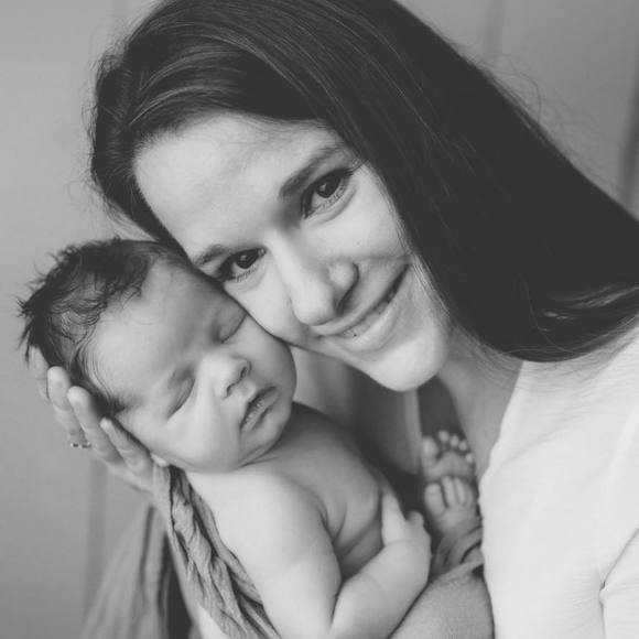 Profile Picture of Angela Wyatt (@asmq9) on Poshmark