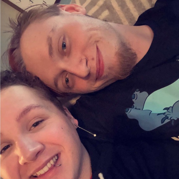 Profile Picture of Christopher Beem (@christopherbeem) on Poshmark