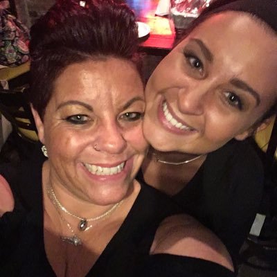 Profile Picture of Wendi Wright (@wendi33w) on Twitter