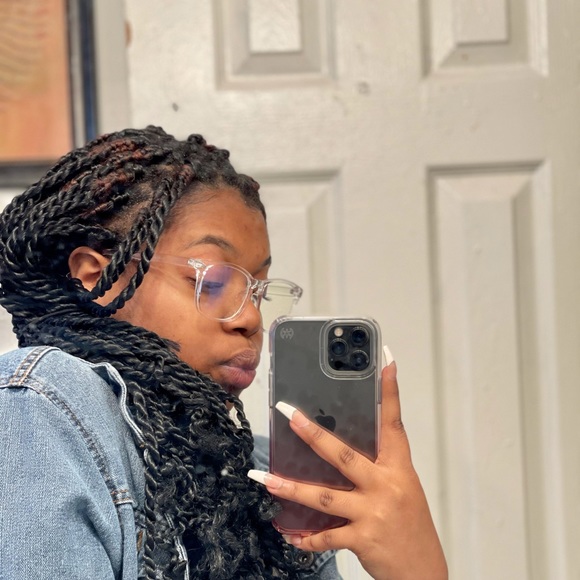 Profile Picture of Sade Harris (@hsade7799) on Poshmark