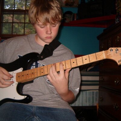 Profile Picture of Adam Livesay (@lilLiv3s4y) on Twitter