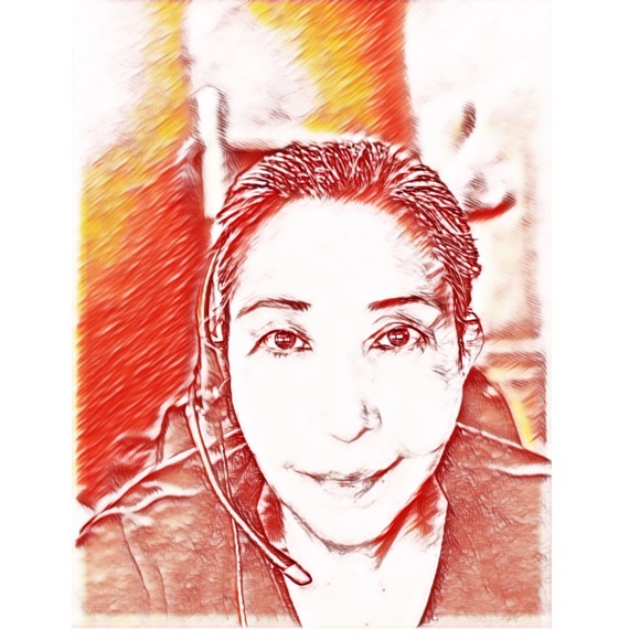 Profile Picture of Luz Taborda (@lmtfashion) on Poshmark