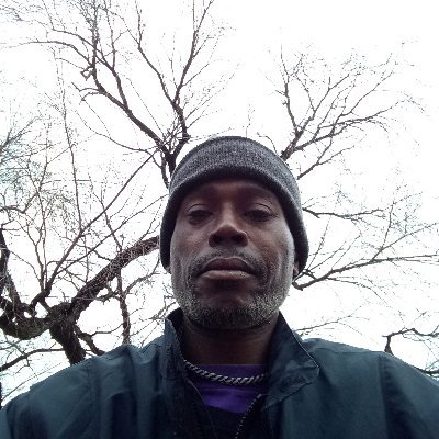 Profile Picture of Charles Bowie (@CharlesBowie10) on Twitter