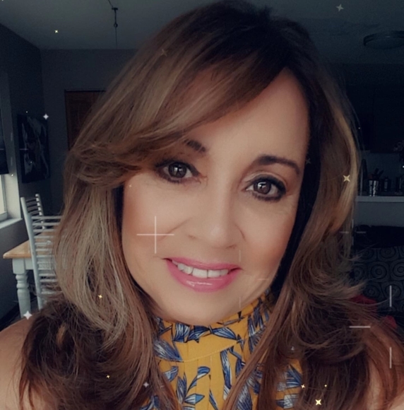 Iris Hodgson-irita - Poshmark Profile Picture of Iris Hodgson-irita (@vieques64) on Poshmark