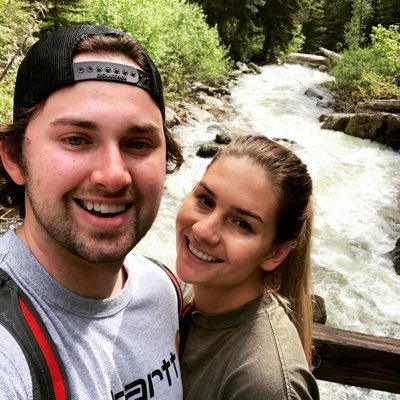 Profile Picture of Aaron Schneider (@schneebly10) on Twitter