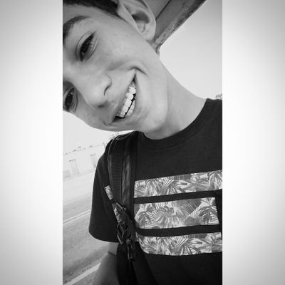 Profile Picture of Daniel Aires (@merda_46piij) on Twitter