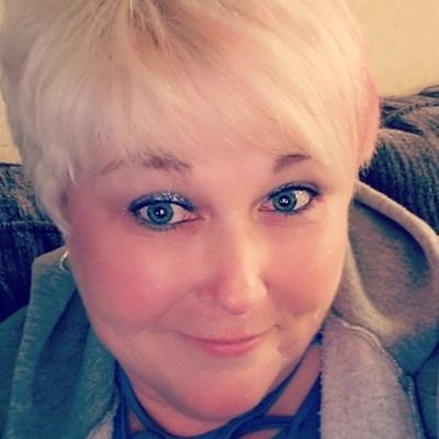 Profile Picture of Cheryl Crabtree (@ccshey1967) on Twitter