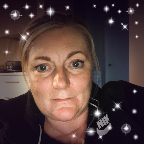 Profile Picture of Joanne Debono (@joanne_debono) on Poshmark