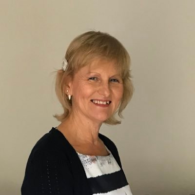 Profile Picture of Jackie Foster (@jackiefos) on Twitter