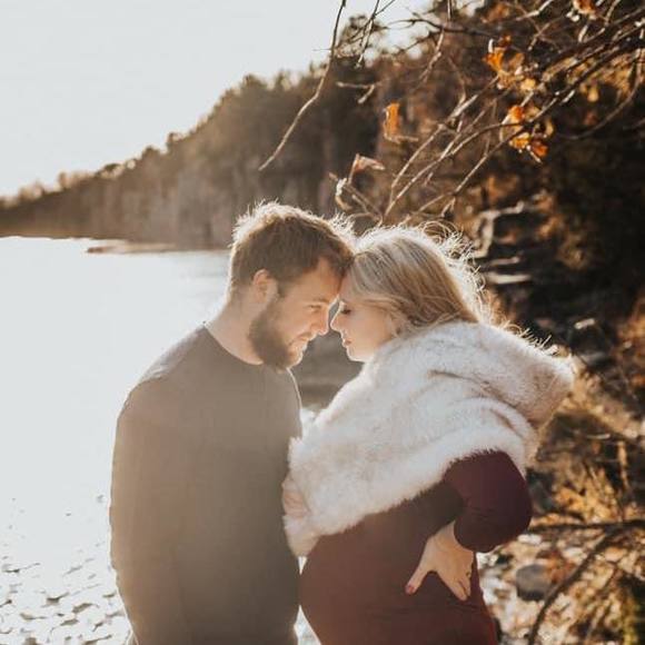 Profile Picture of Dani Debaere (@ddebaere) on Poshmark