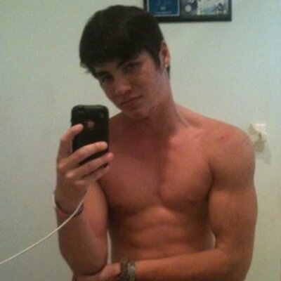 Profile Picture of Cory Hardin (@kootmode31) on Twitter