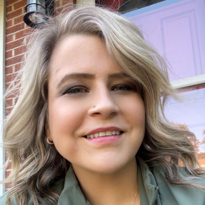 Profile Picture of Michelle D (@mdetlefsen89) on Tiktok