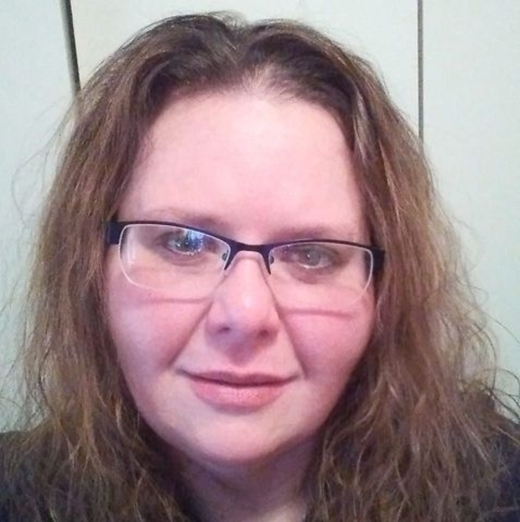 Profile Picture of Laura Sargent (@laurasargent54) on Poshmark