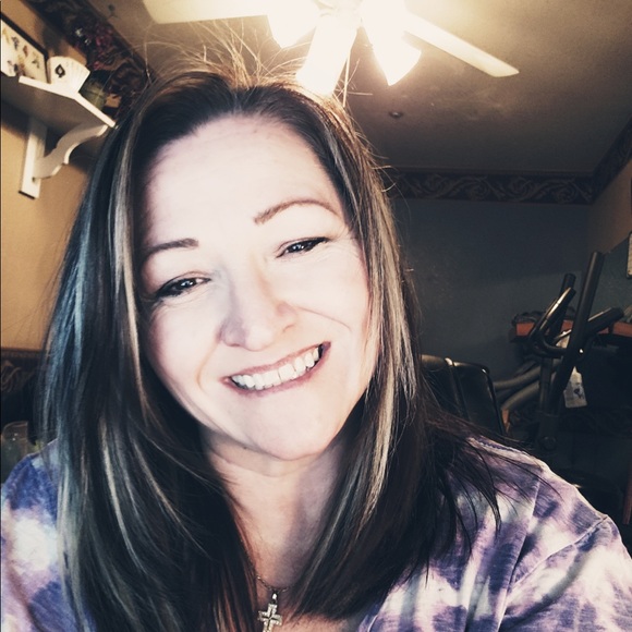 Profile Picture of Rita Crigler (@ritacrigler) on Poshmark