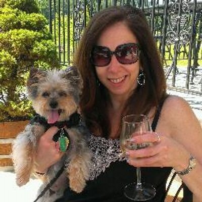 Profile Picture of Lisa Bessette (@winedivalisa) on Twitter