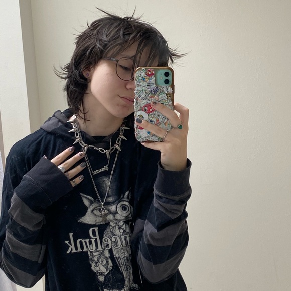 Alexander Ayoub - Poshmark Profile Picture of Alexander Ayoub (@hallowhore) on Poshmark