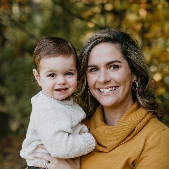 Profile Picture of Clare Hunter (@clarehunter) on Poshmark