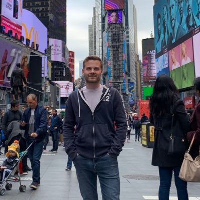 Profile Picture of Drew Molloy (@d_savannah) on Twitter