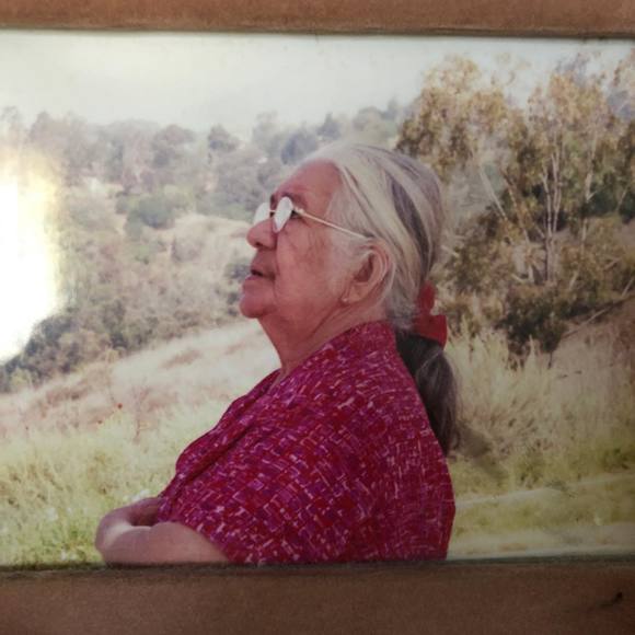 Profile Picture of Humberto Flores (@humbertoflor692) on Poshmark