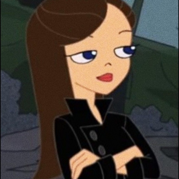 Profile Picture of Phoebe Lembeck (@queenbella04) on Poshmark