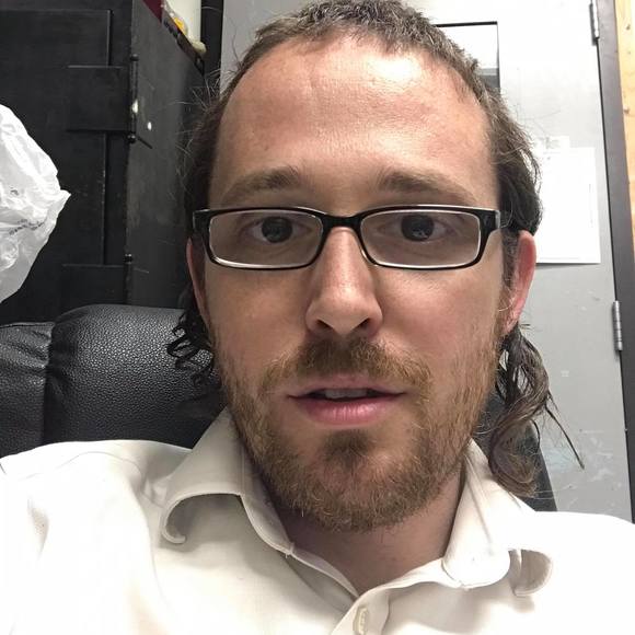 Profile Picture of Yakov David (@plazajewelryinc) on Poshmark