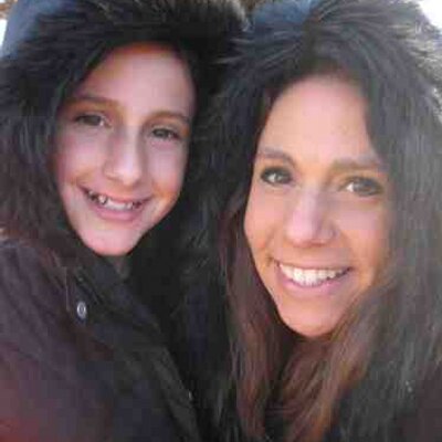 Profile Picture of Julie Petrarca (@julieorangeappl) on Twitter