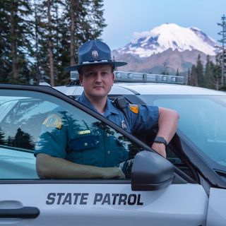 Profile Picture of Trooper Ryan Burke (@wastatepatrol_d1) on Instagram