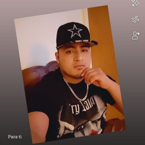 Profile Picture of Jose Lucas (@lucas899) on Poshmark