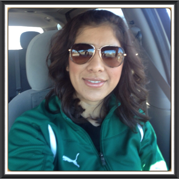 Profile Picture of Yolanda Murillo (@yola27) on Poshmark