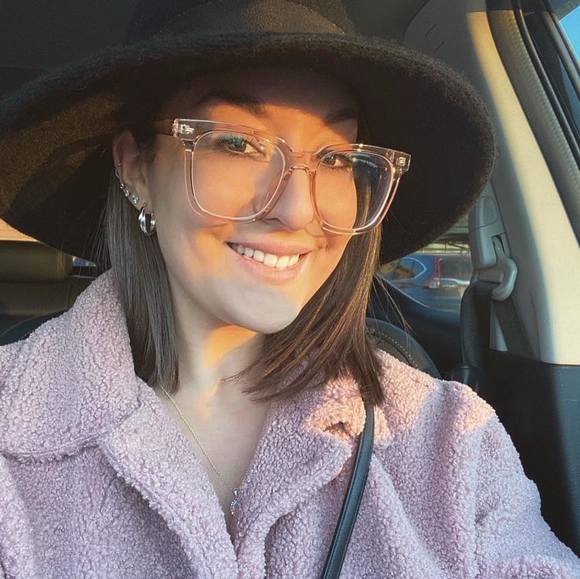 Profile Picture of Rosalie Marsolais (@rmarsolais) on Poshmark