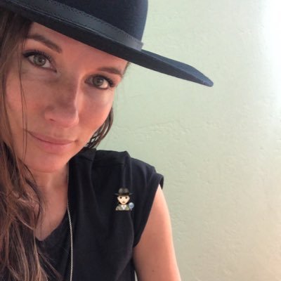Profile Picture of Nanu Wolstenholme (@n_wolstenholme) on Twitter