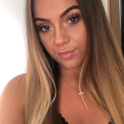 Profile Picture of Claire Keogh (@claire_keogh) on Twitter