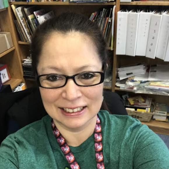 Profile Picture of Joni Brayley (@jonibrayley17) on Poshmark