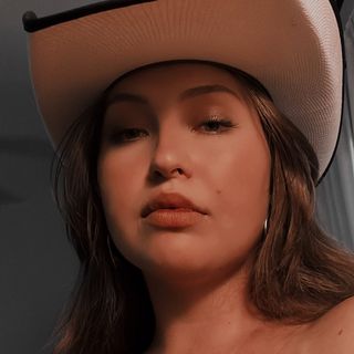 Profile Picture of Ariel Graves (@arielcerise) on Instagram