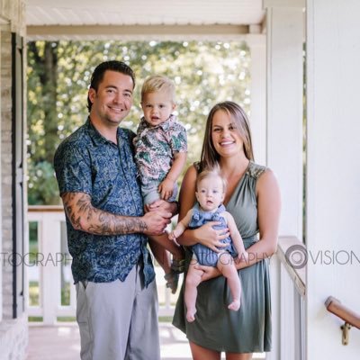 Profile Picture of Robert Martinson (@RobertM87032394) on Twitter