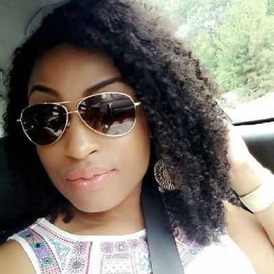 Profile Picture of MinervaVirginHair (@lucy_jiang) on Twitter