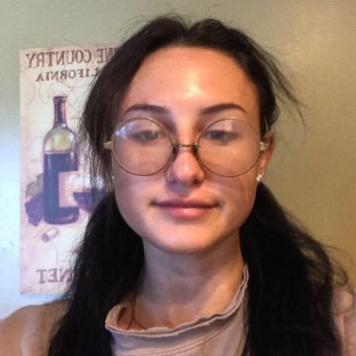 Profile Picture of Lydia Wright (@lydiawright2021) on Twitter