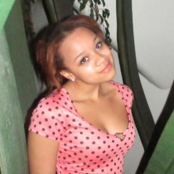 Profile Picture of Darian Royal (@droyal23) on Poshmark