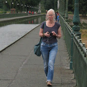 Profile Picture of Pam Wright (@pamwrighticthelp) on Youtube