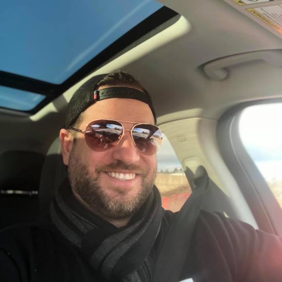 Profile Picture of Benjamin Plourde (@plourdebenjamin) on Poshmark