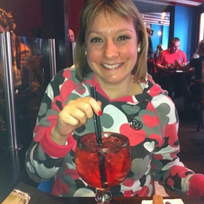 Profile Picture of Joanne Hawkes (@surfergirljo1) on Twitter