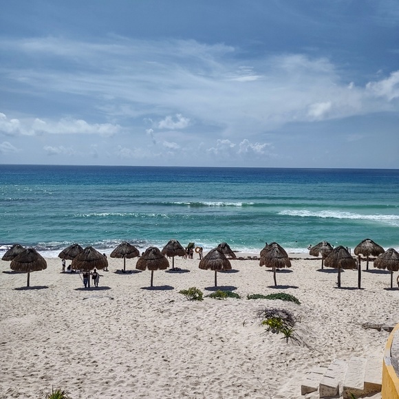 Profile Picture of Chris Karas (@ckaras_2006) on Poshmark