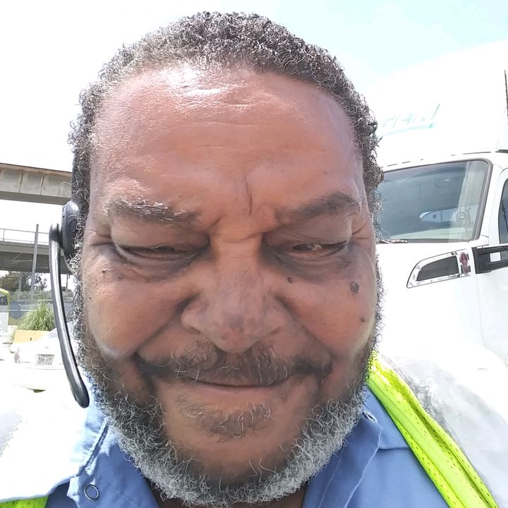 Profile Picture of Michael Craney (@user5700490007377) on Tiktok