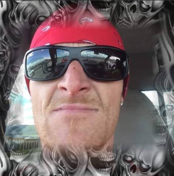 Profile Picture of Johnny Reid (@johnnyr31d) on Poshmark