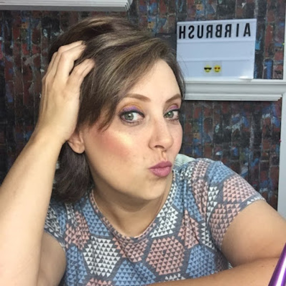 Profile Picture of Sabrina Brackfield (@s_brackfield) on Poshmark