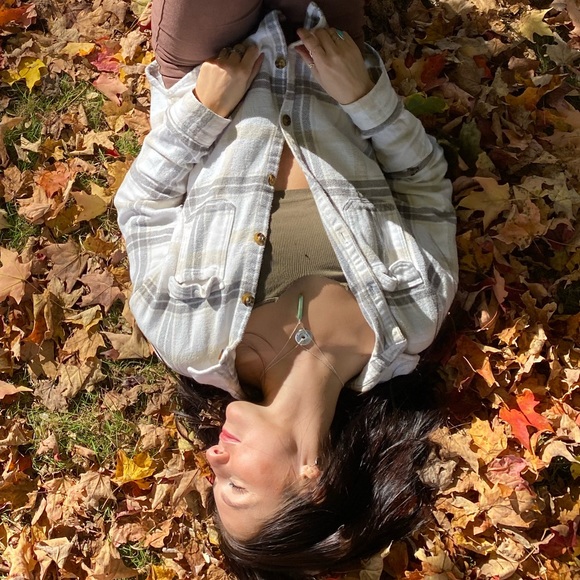 Profile Picture of Jessica Proulx (@jessicamarie116) on Poshmark
