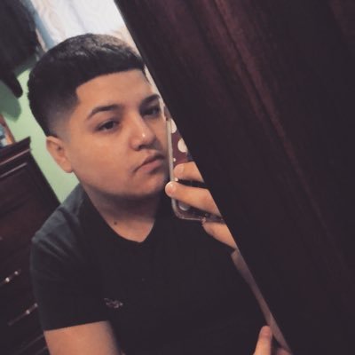 Profile Picture of Erik Rosales (@_erikrosales19) on Twitter