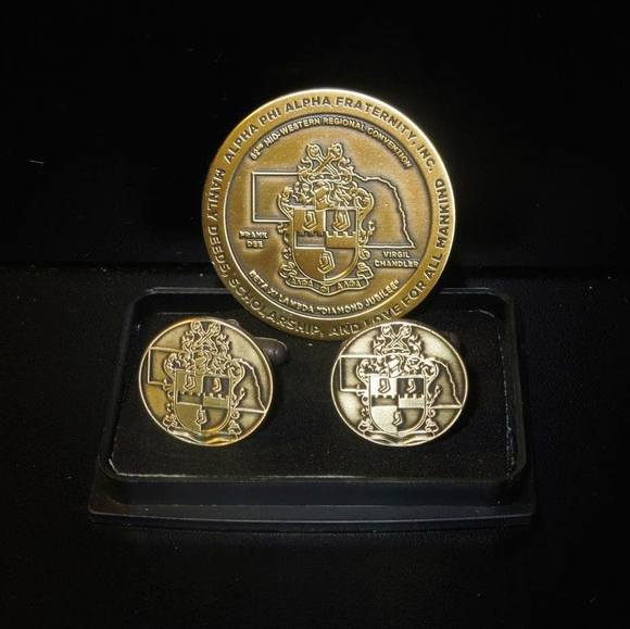 Profile Picture of Aaron Conley (@aaron_conley) on Poshmark