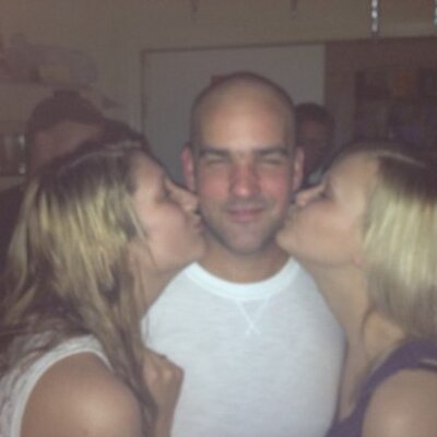 Profile Picture of Jonathan Cohn (@jonnycohn) on Twitter